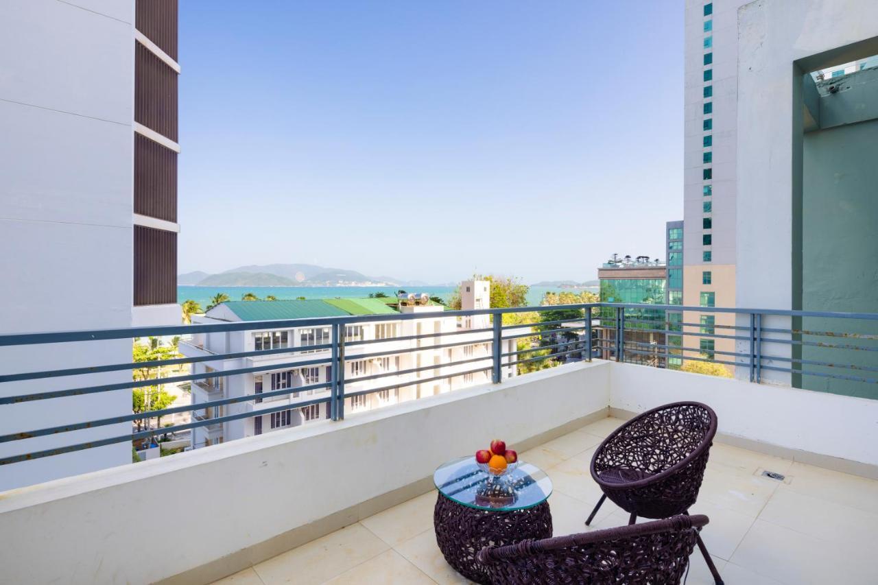 Dubai Nha Trang Hotel Managed By Ht Екстер'єр фото